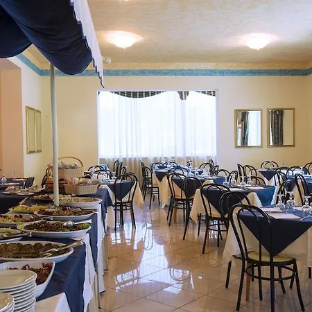 Готель Palme 3*